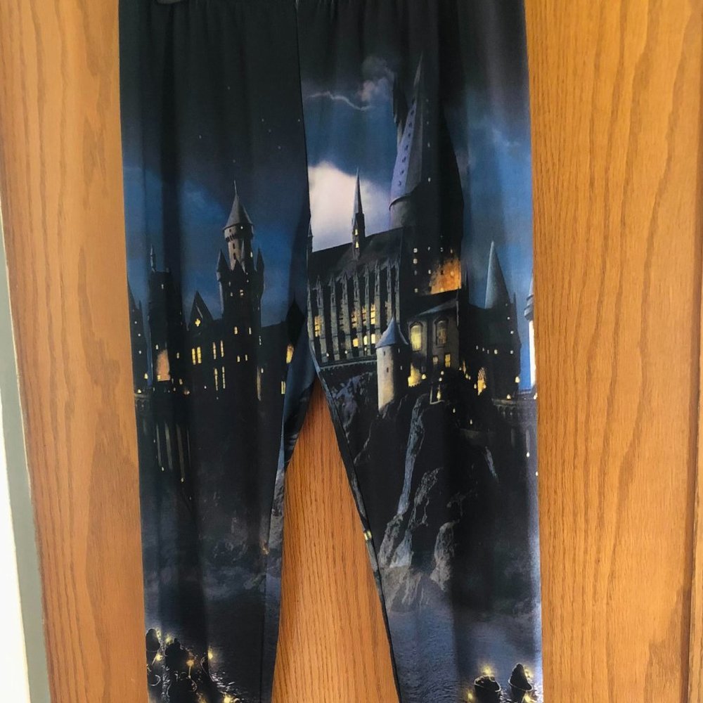 Moonlit Hogwarts Leggings